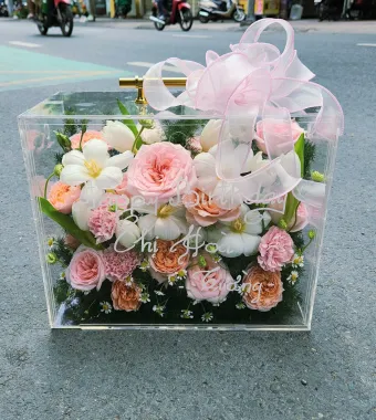 Hộp Hoa Mica Tulip Cao Cấp Tặng Người Yêu TP.HCM | Hoa Tươi Angel