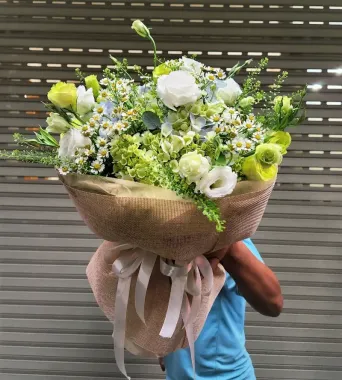 Bó Hoa Cẩm Tú Cầu Mix Cát Tường Xanh Bơ Thanh Lịch – Hoa Tươi Angel