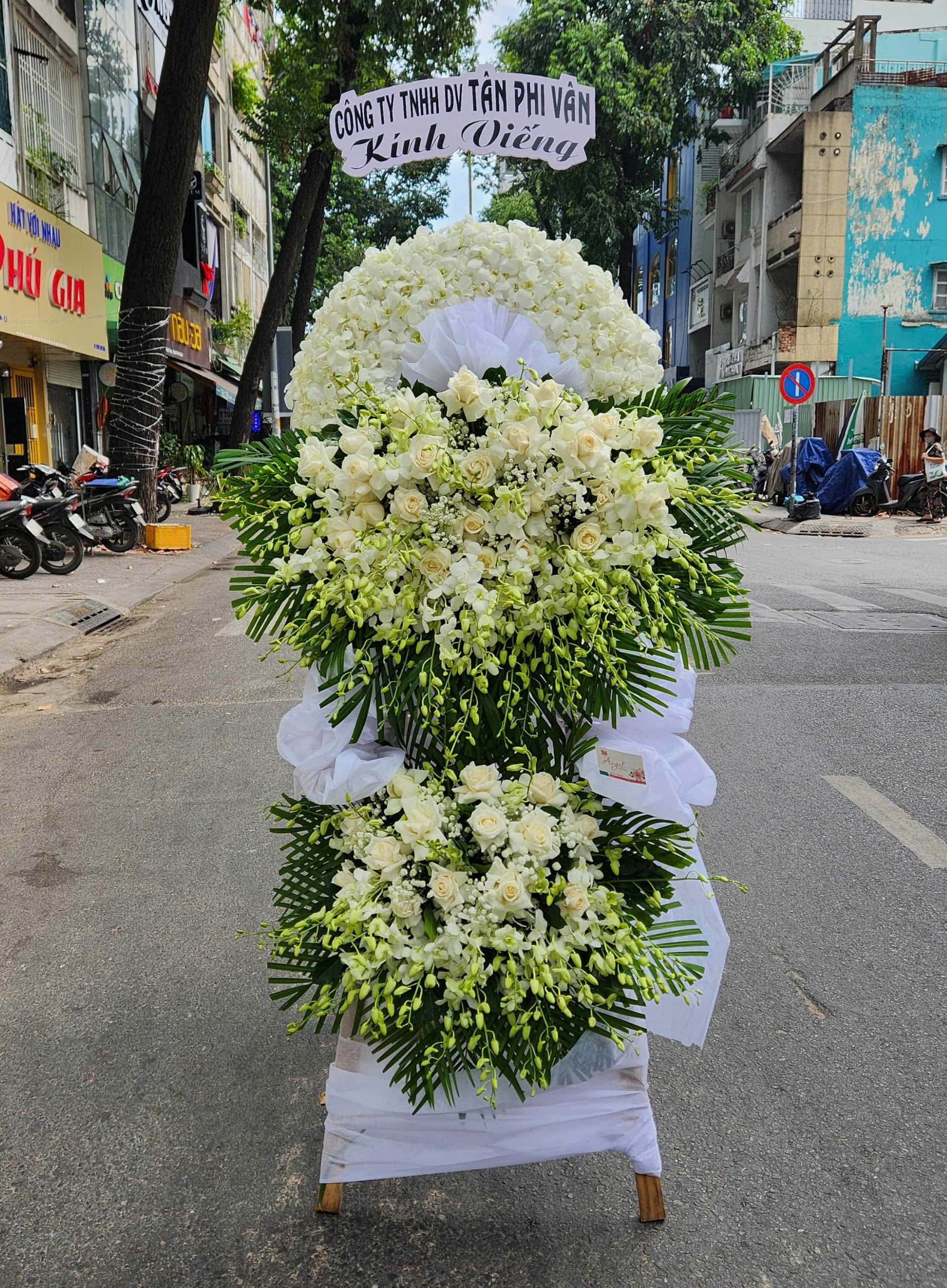 hoa chia buồn quận g&ograve; vấp 