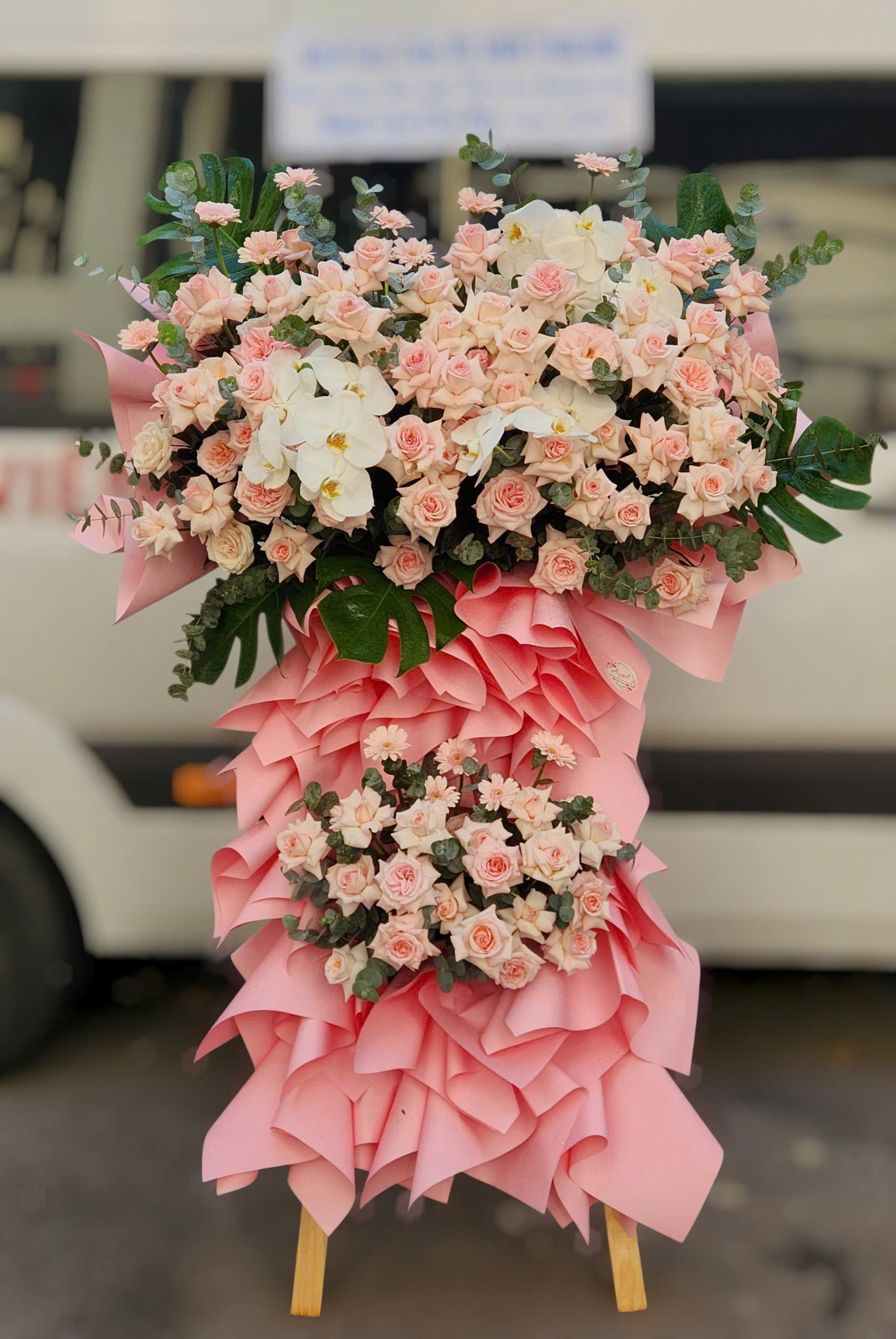 Kệ Hoa Khai Trương Tone Hồng Sang Trọng