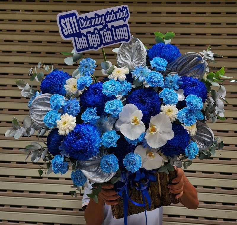 Giỏ Hoa Tone Xanh Dương
