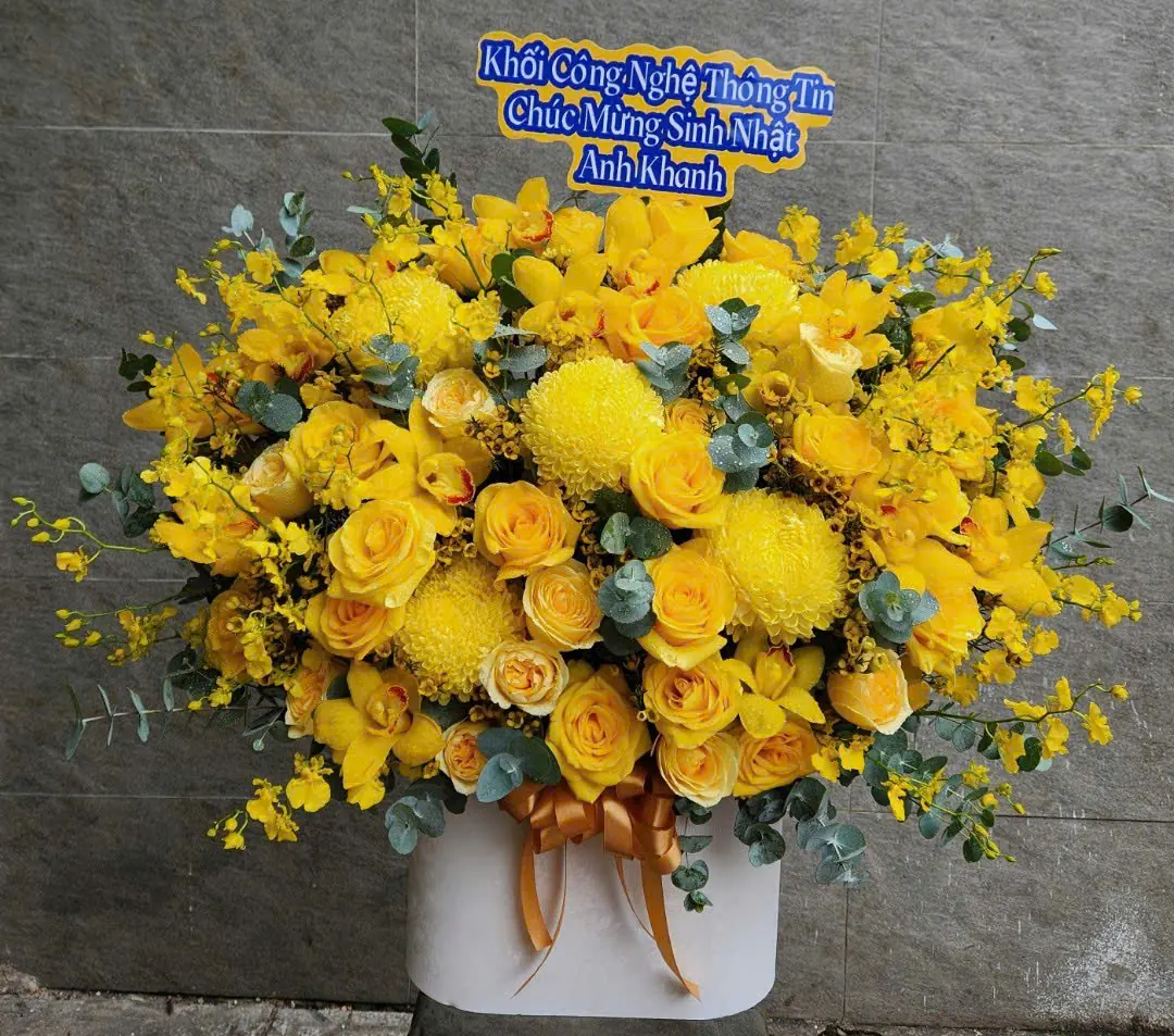 Giỏ Hoa Chúc Mừng Khai Trương Màu Vàng