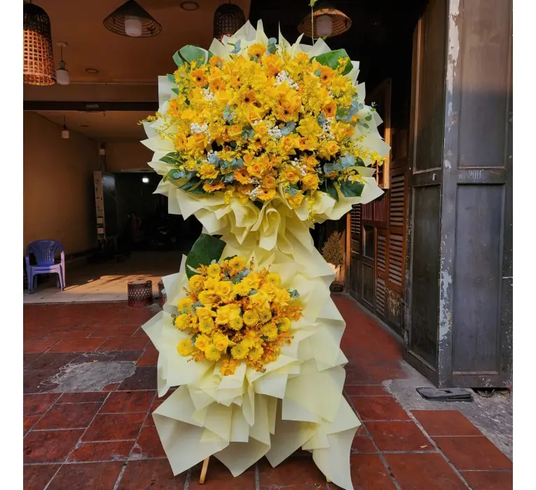 KỆ HOA CHÚC MỪNG