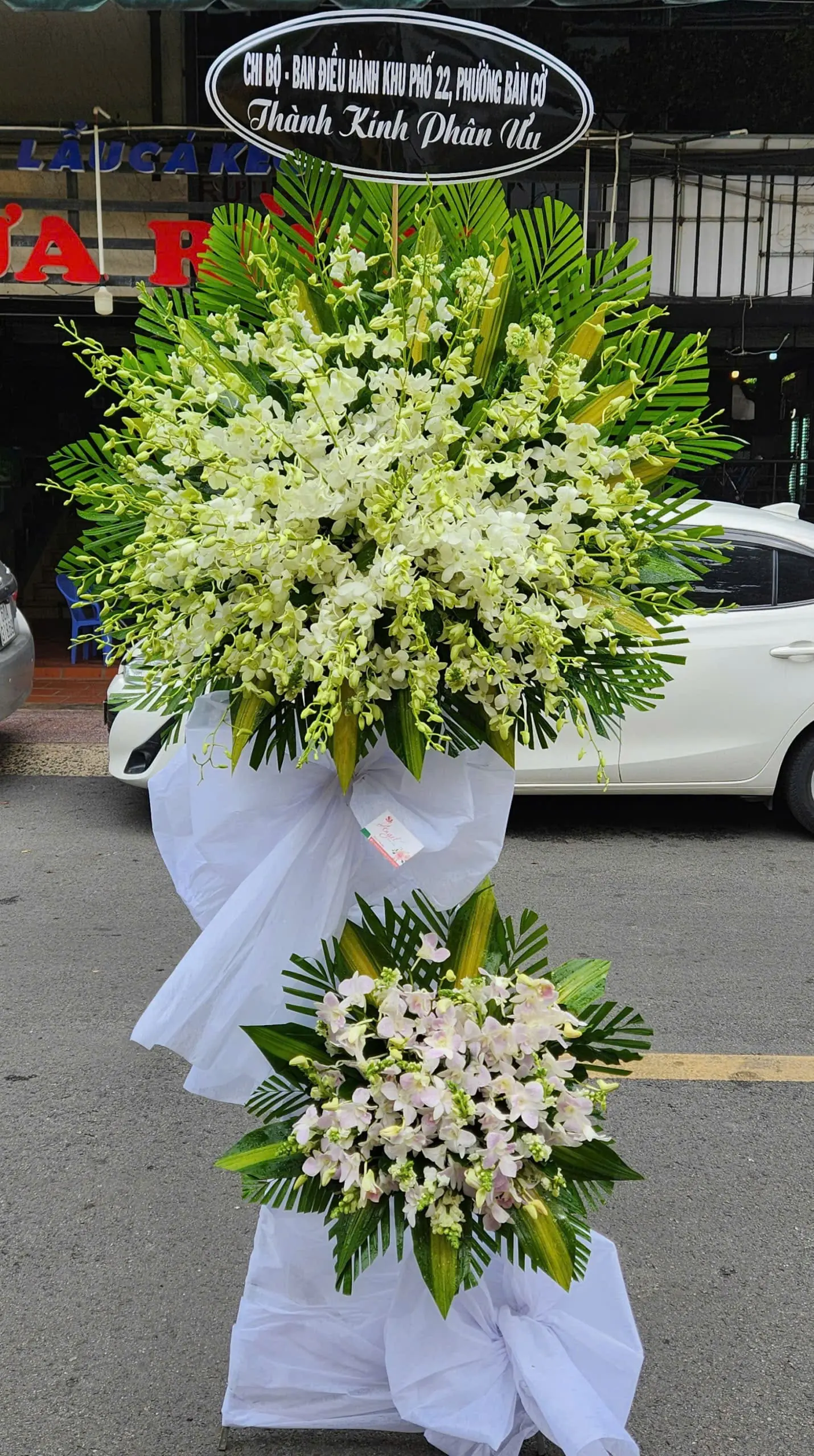 v&ograve;ng hoa đ&aacute;m tang Quận T&acirc;n B&igrave;nh