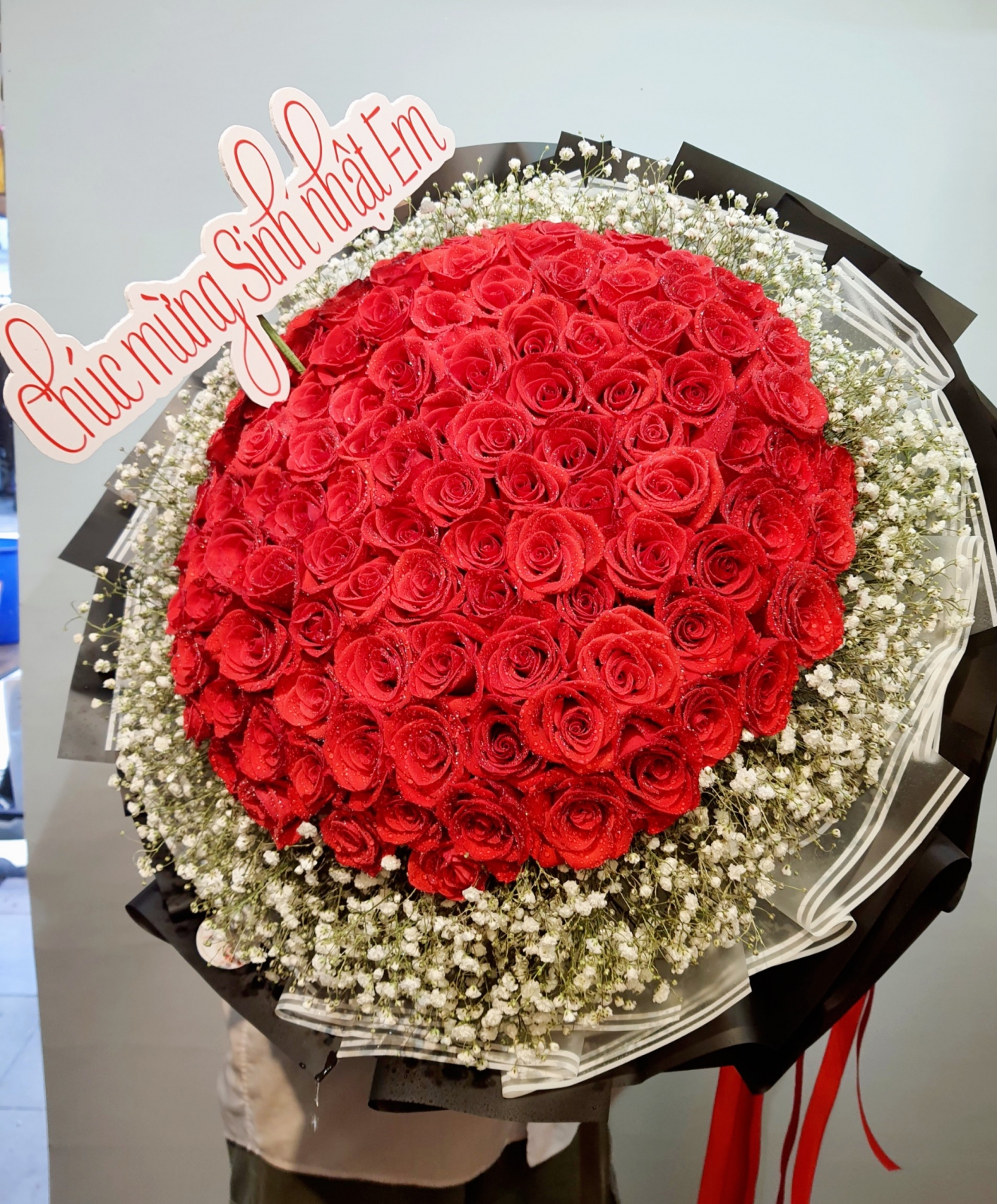 Bó Hoa Hồng Đỏ 5 Bông Đơn Giản – Vẻ Đẹp Tinh Khiết, Thanh Lịch