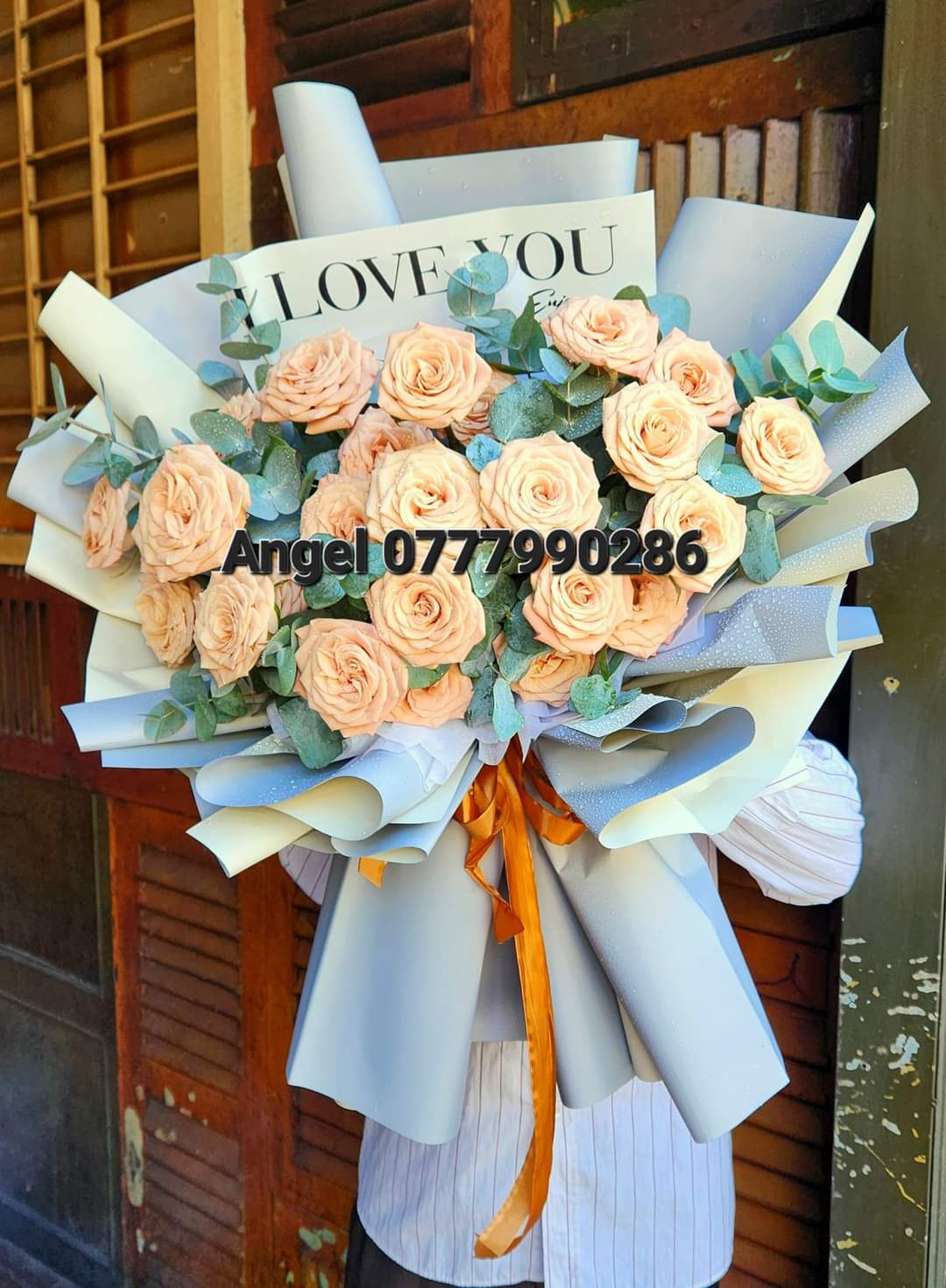 Bó Hoa Cúc Mẫu Đơn Xanh Lá 5 Bông 