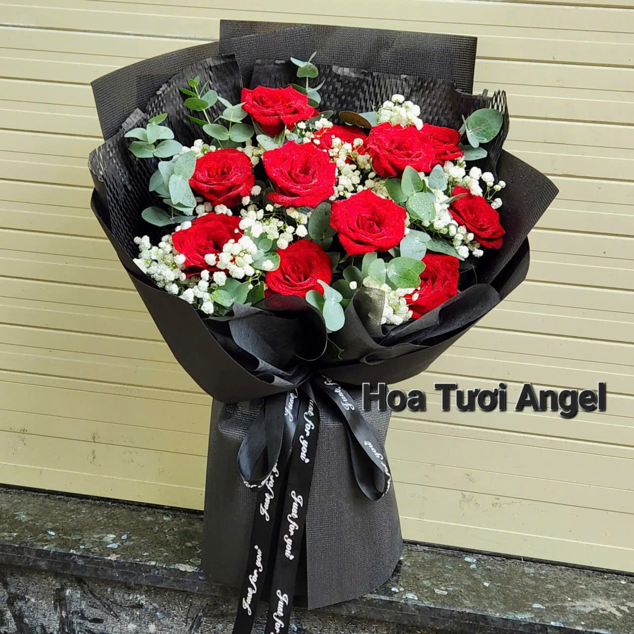Lẵng hoa chúc mừng sinh nhật rực rỡ 