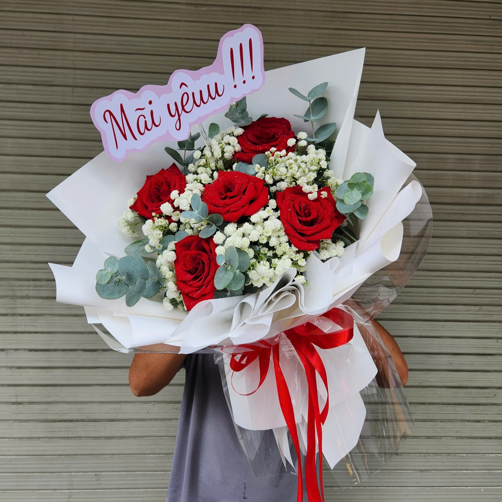 Bí quyết chọn giỏ hoa chúc mừng khai trương vừa đẹp vừa ý nghĩa tại Bàn Cờ