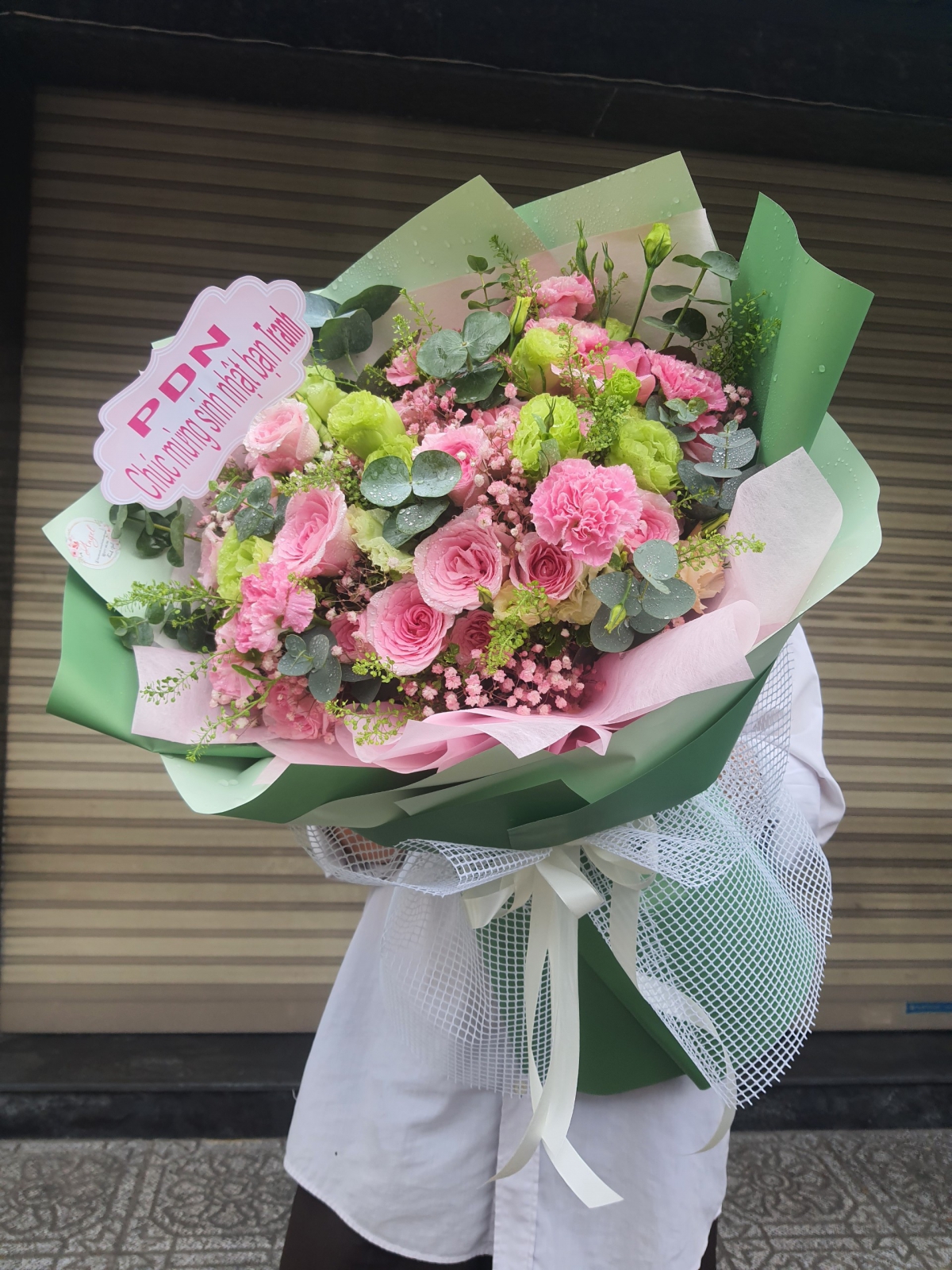 BÓ HOA HỒNG LẠC THẦN