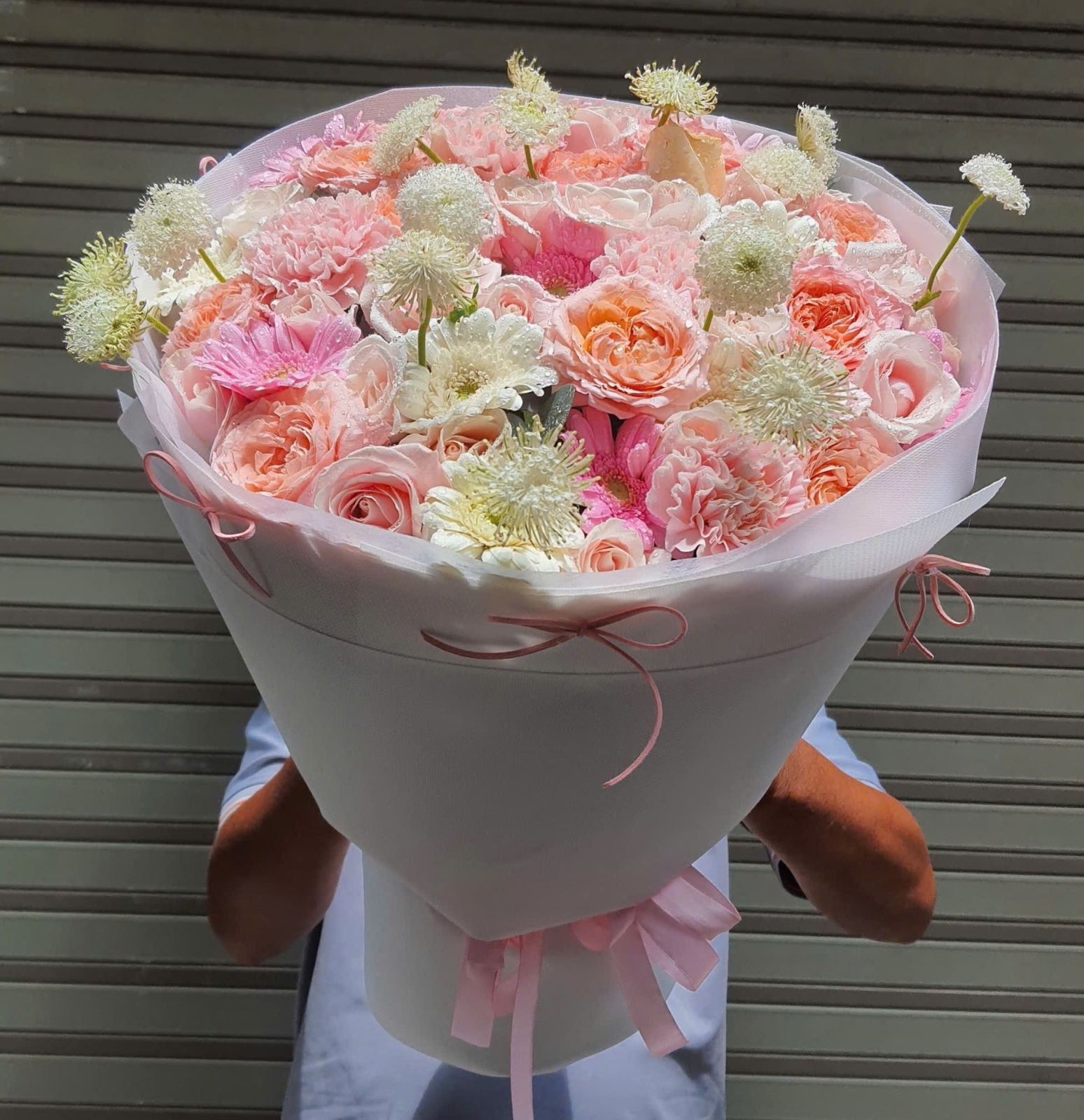 Bó Hoa Chúc Mừng Ngày 20/10 Ngày Phụ Nữ Việt Nam 
