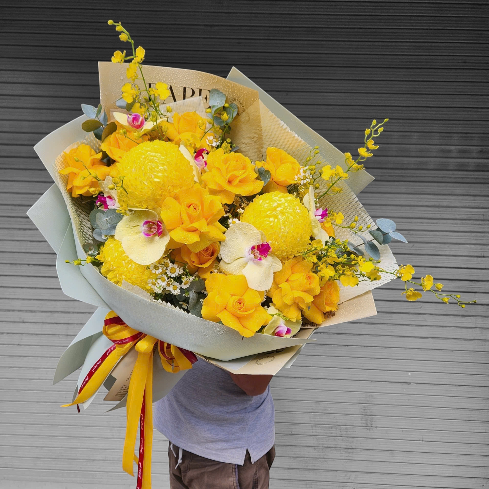 bó hoa hồng vàng nhỏ