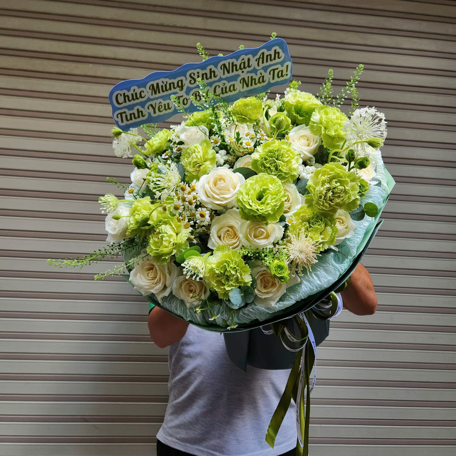 Bình Hoa Địa Lan Vàng 
