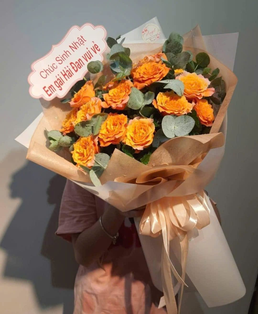 bó hoa hồng đỏ hạnh phúc 