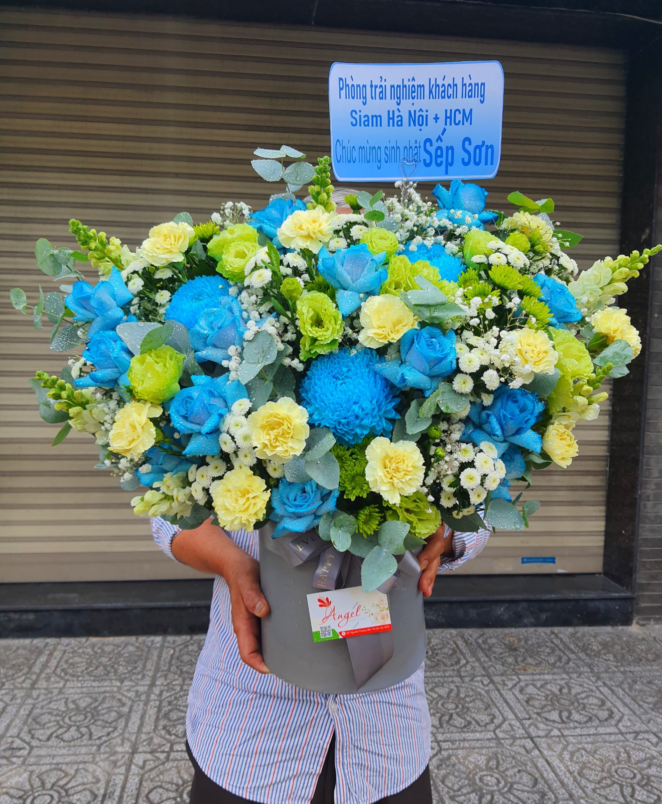 BÌNH HOA CHÚC MỪNG MÀU XANH QUẬN 10 GIÁ RẺ