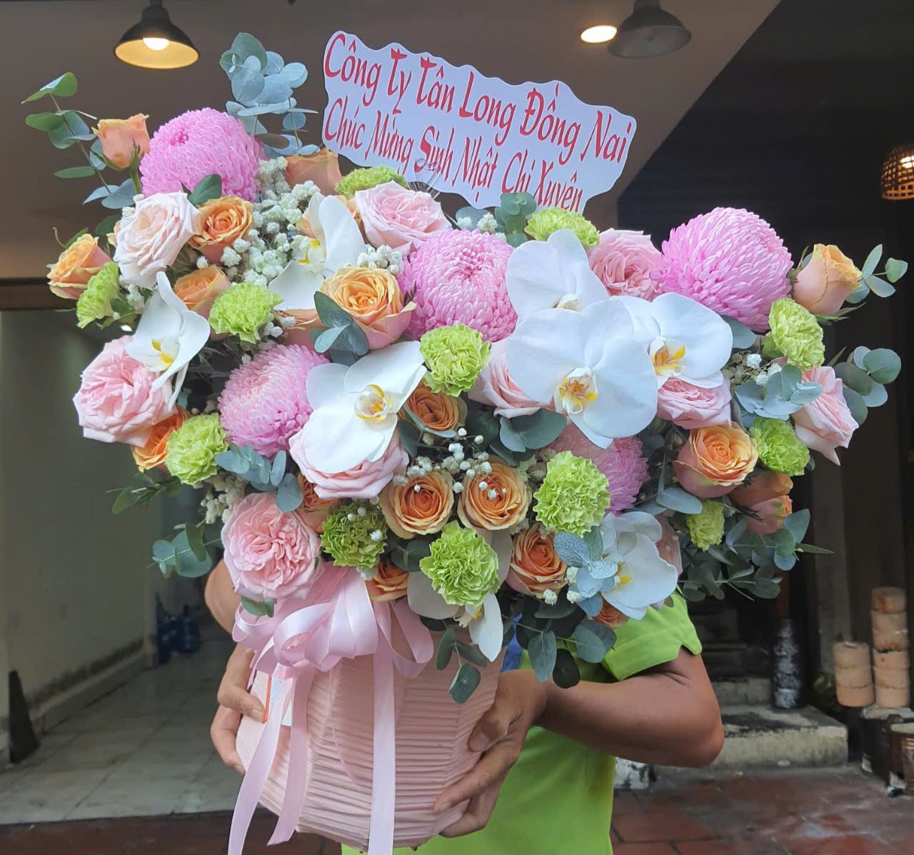 Bình Hoa Địa Lan Vàng 
