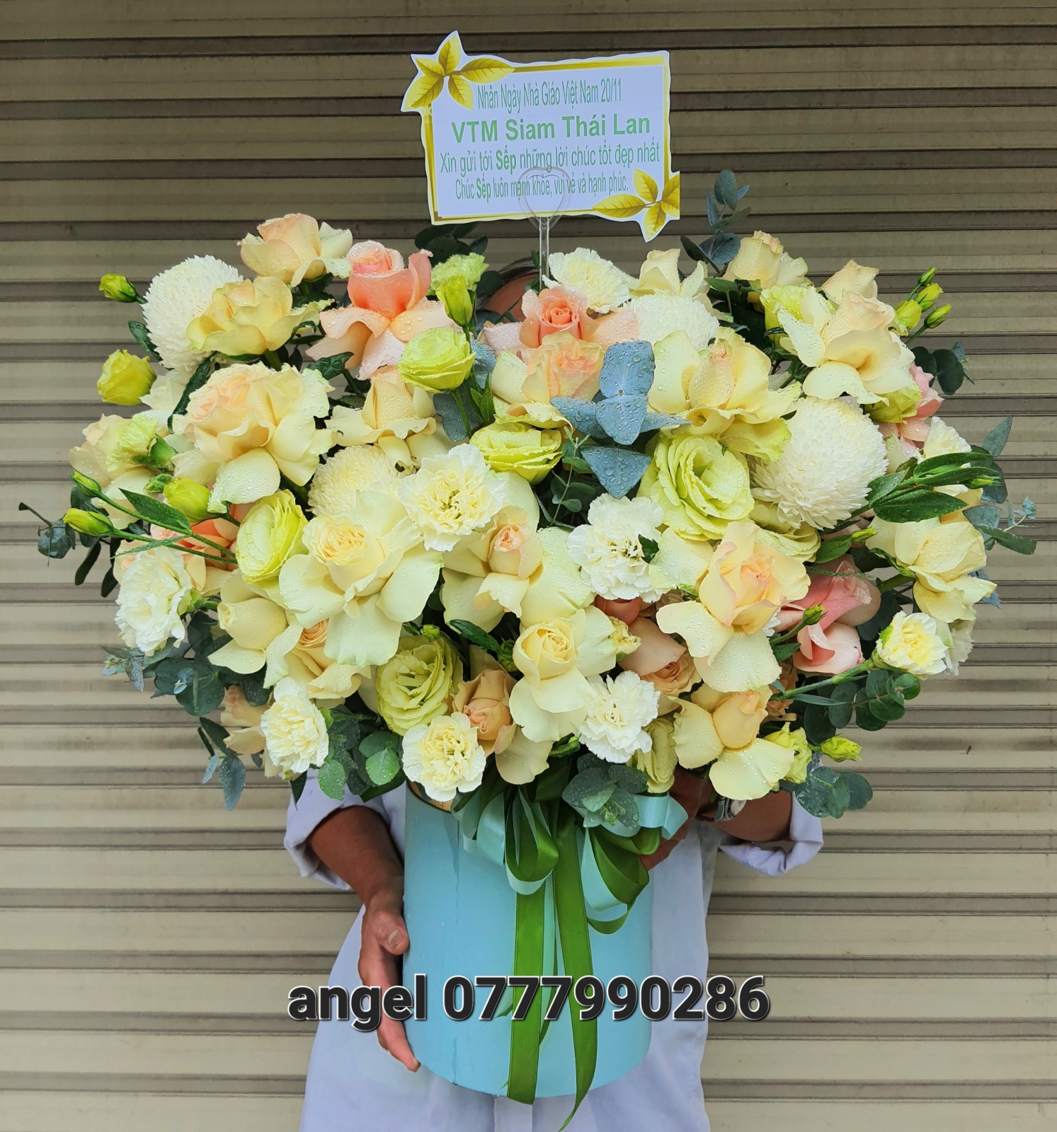 Bó hoa cúc mẫu đơn hồng tặng mẹ yêu 