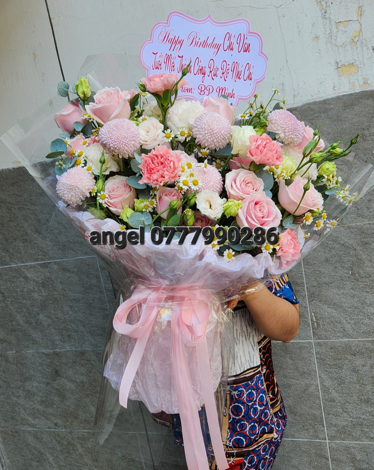 Bó Hoa Cúc Mẫu Đơn Xanh Lá 5 Bông 