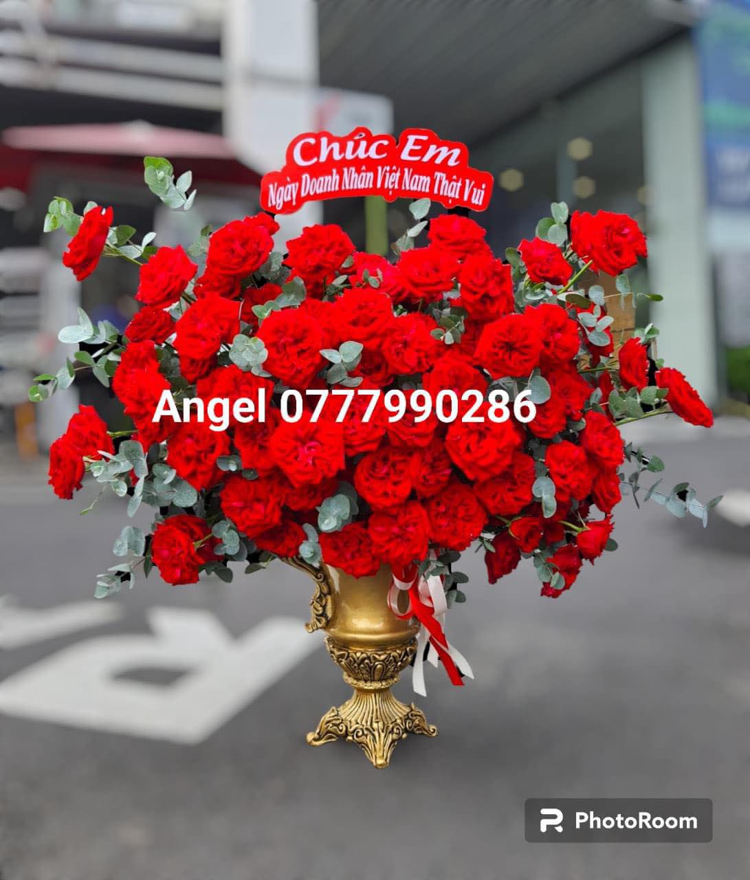 Bình Hoa Hồng Đỏ Đẹp - Hoa Tươi Quận 3 