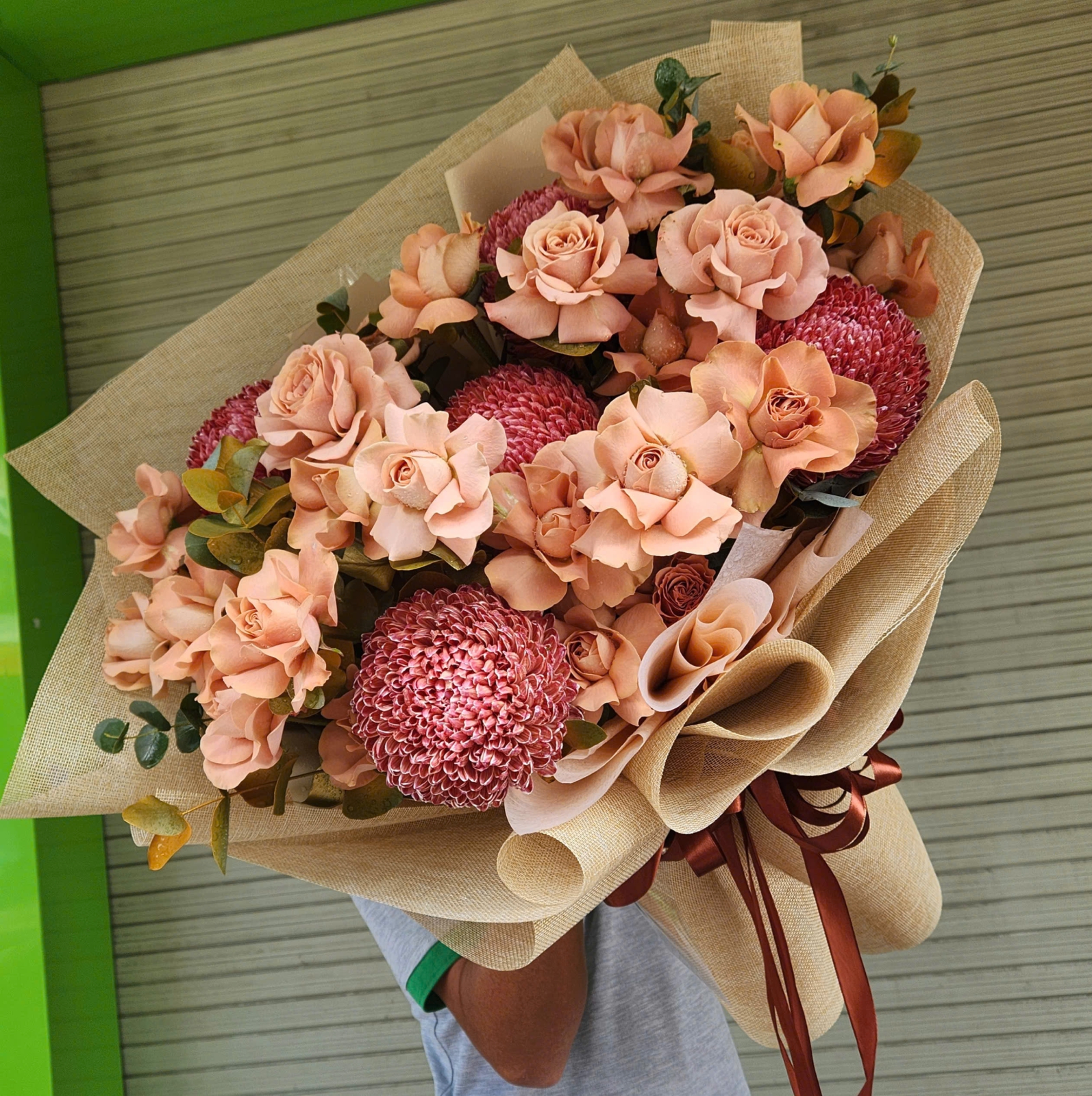 bó hoa hồng capuchino giá rẻ quận 3 