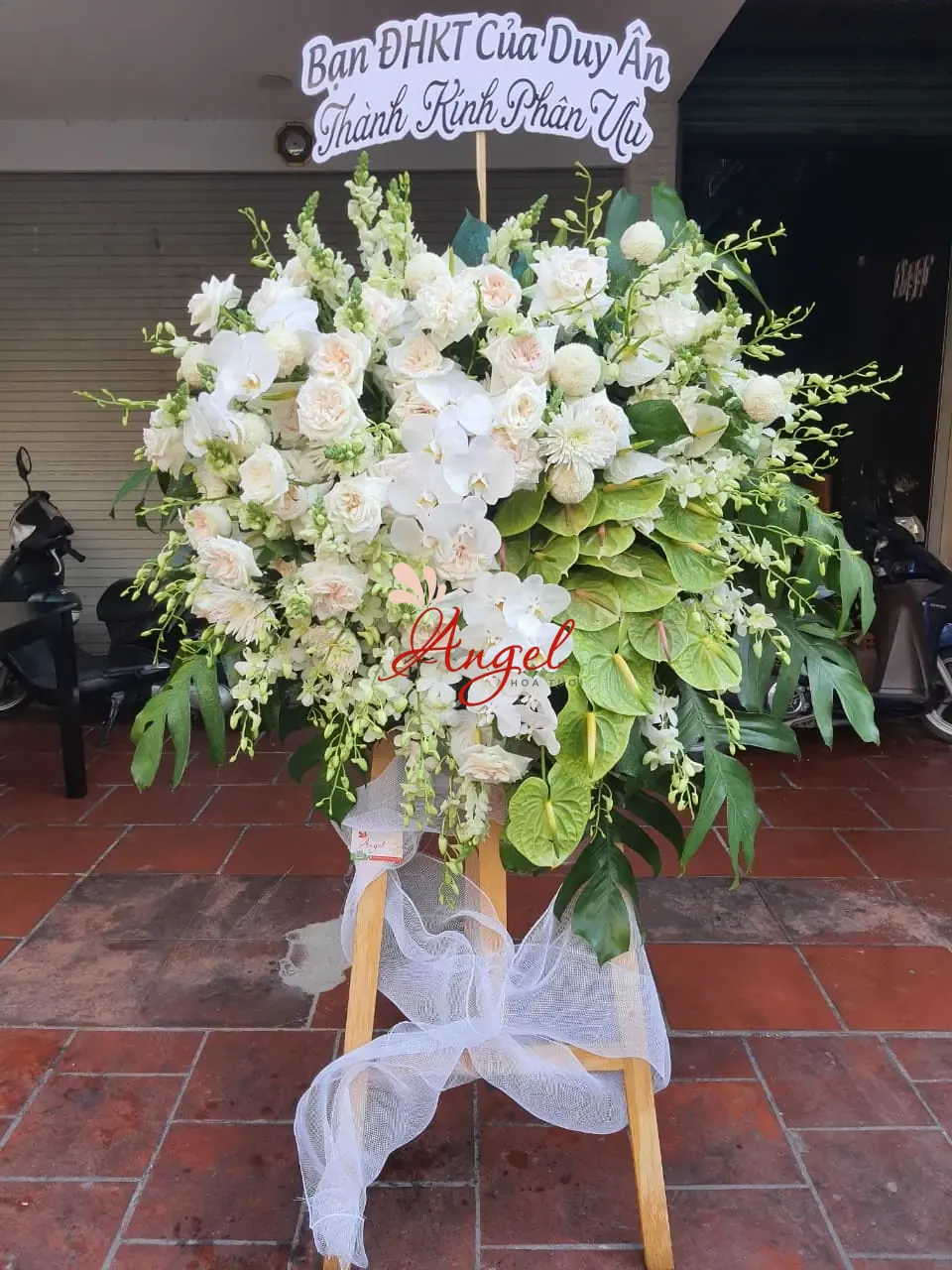  Vòng hoa chia buồn cao cấp