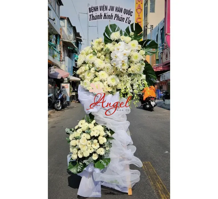 Vòng Hoa Đám Tang Gần Đây | Giao Nhanh Chỉ 120 Phút tại TP.HCM