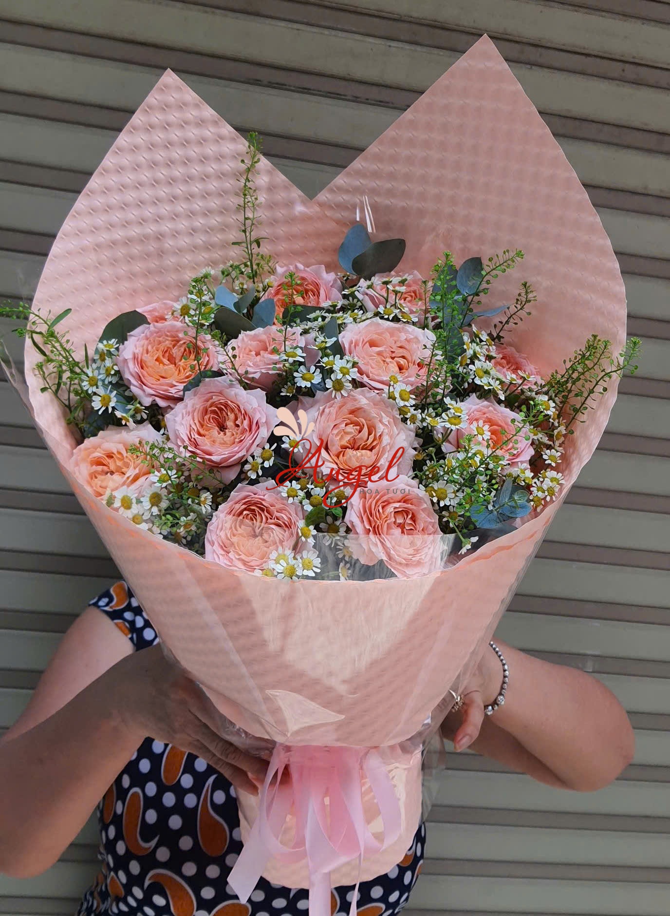 Bó Hoa Jubilee Sang Trọng – Thiết Kế Độc Quyền Tại Shop Hoa Tươi ANGEL TPHCM