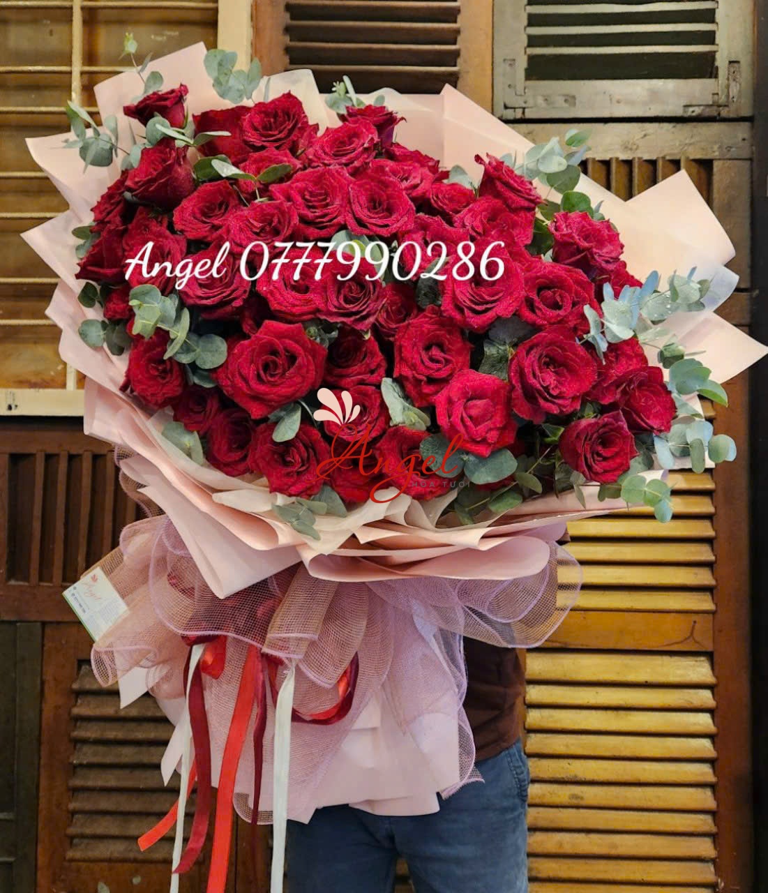 Bó Hoa Hồng Đỏ Cầu Hôn Lãng Mạn – Giao Nhanh TPHCM