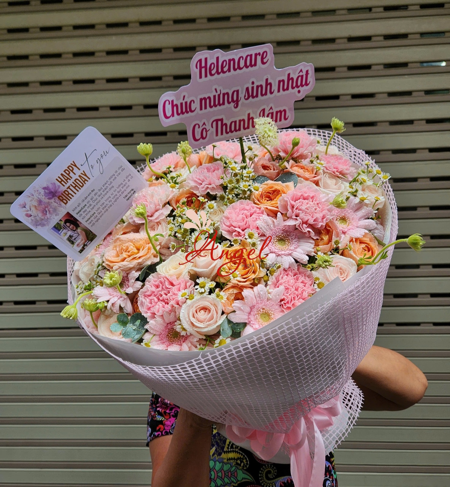 bó hoa hồng kem mộng mơ 