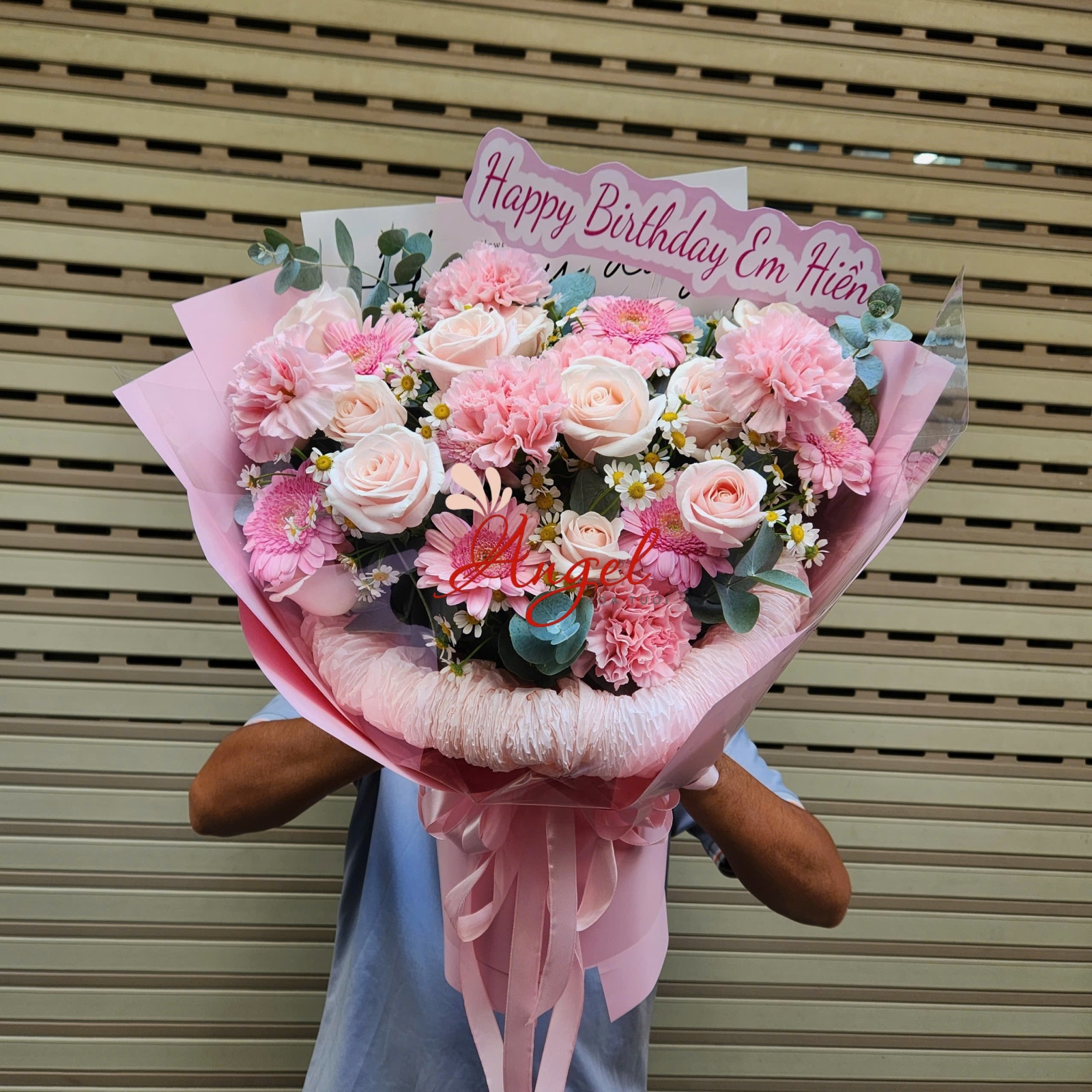 Bó Hoa Hồng Pastel Sinh Nhật Đẹp Nhất TPHCM – Giao Nhanh, Uy Tín