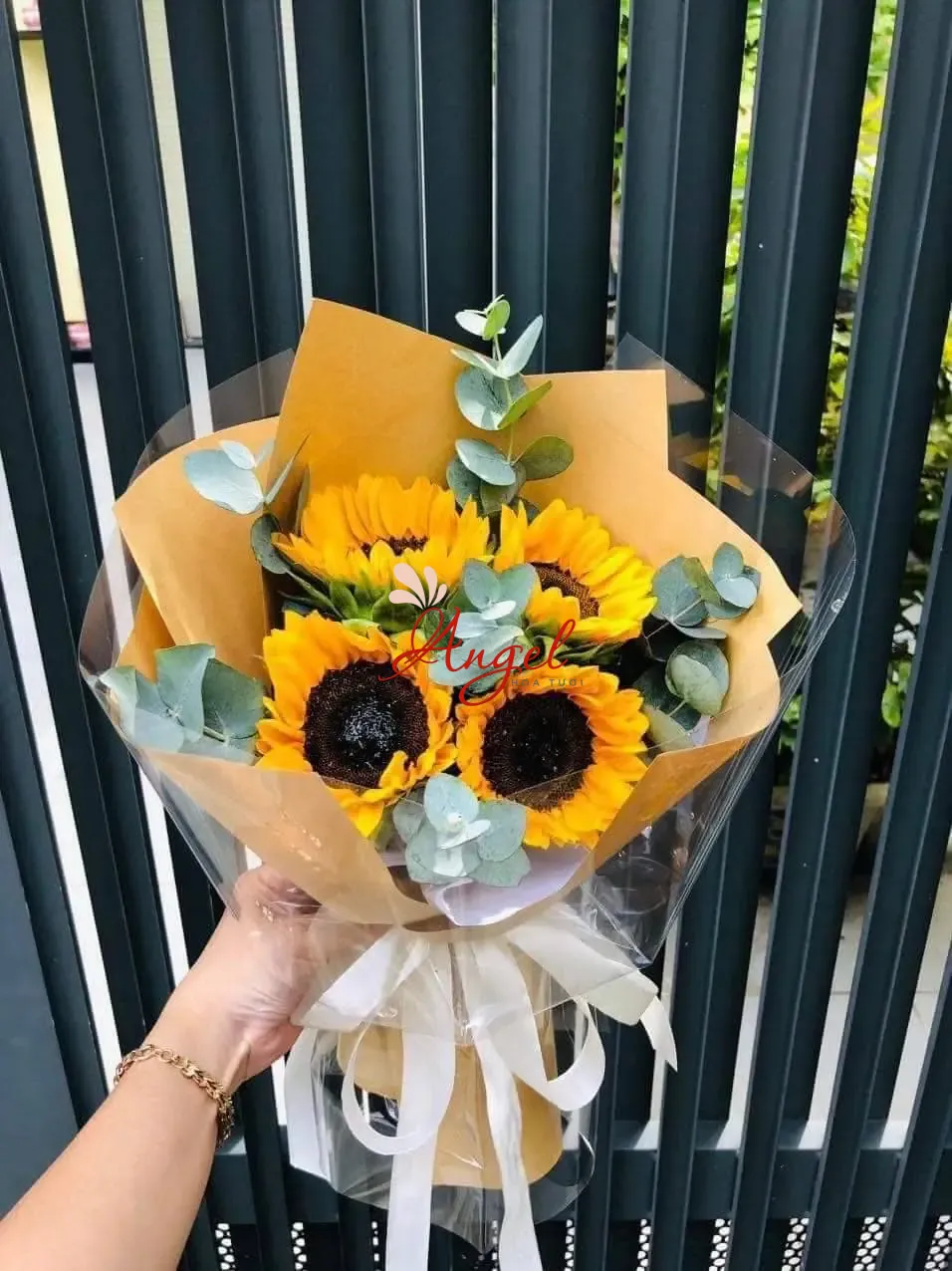 BÓ HOA HƯỚNG DƯƠNG 4 BÔNG XINH TƯƠI 
