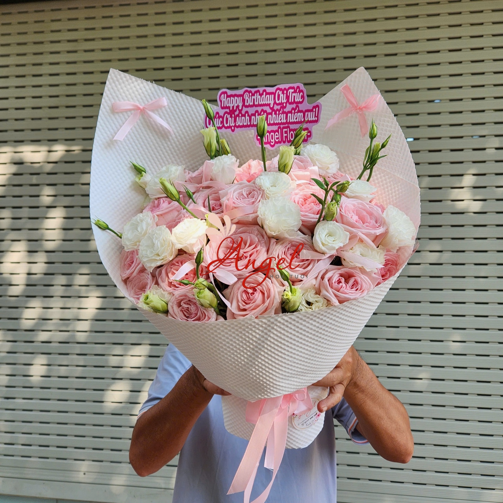 Bó Hoa Tai Mèo Dễ Thương – Hoa Sinh Nhật Đẹp TP.HCM