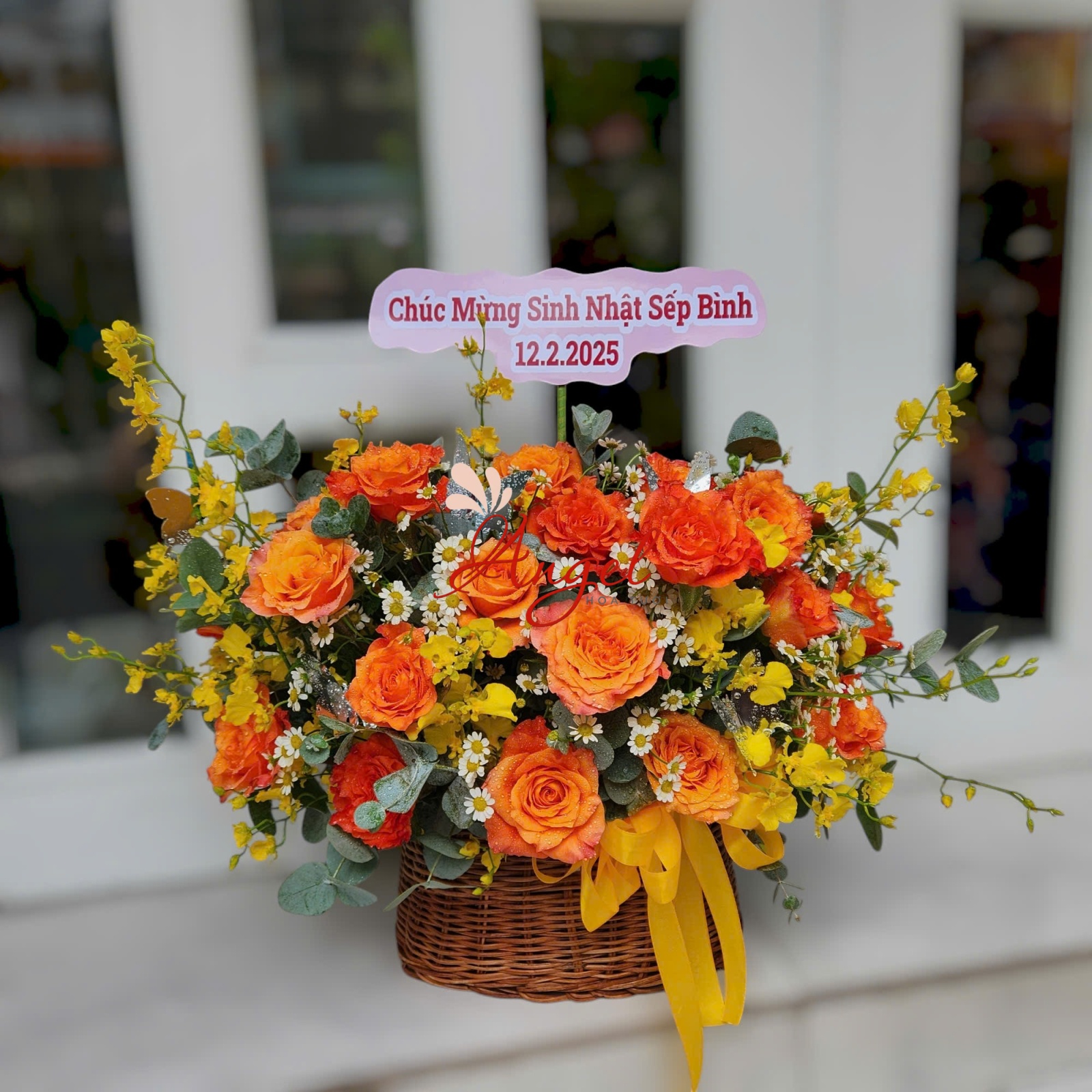 Giỏ Hoa Sinh Nhật Tông Cam Vàng