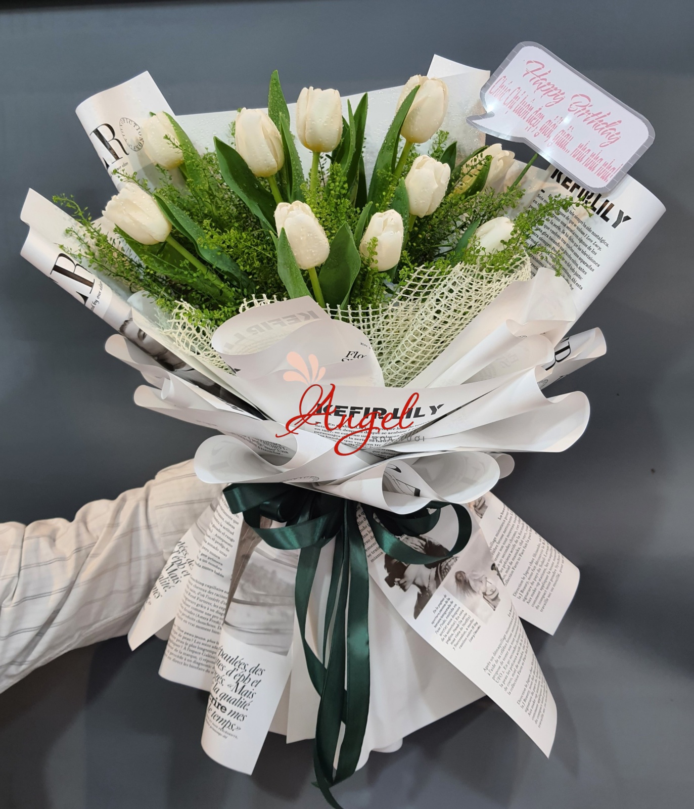 Bó hoa tulip trắng 10 bông 